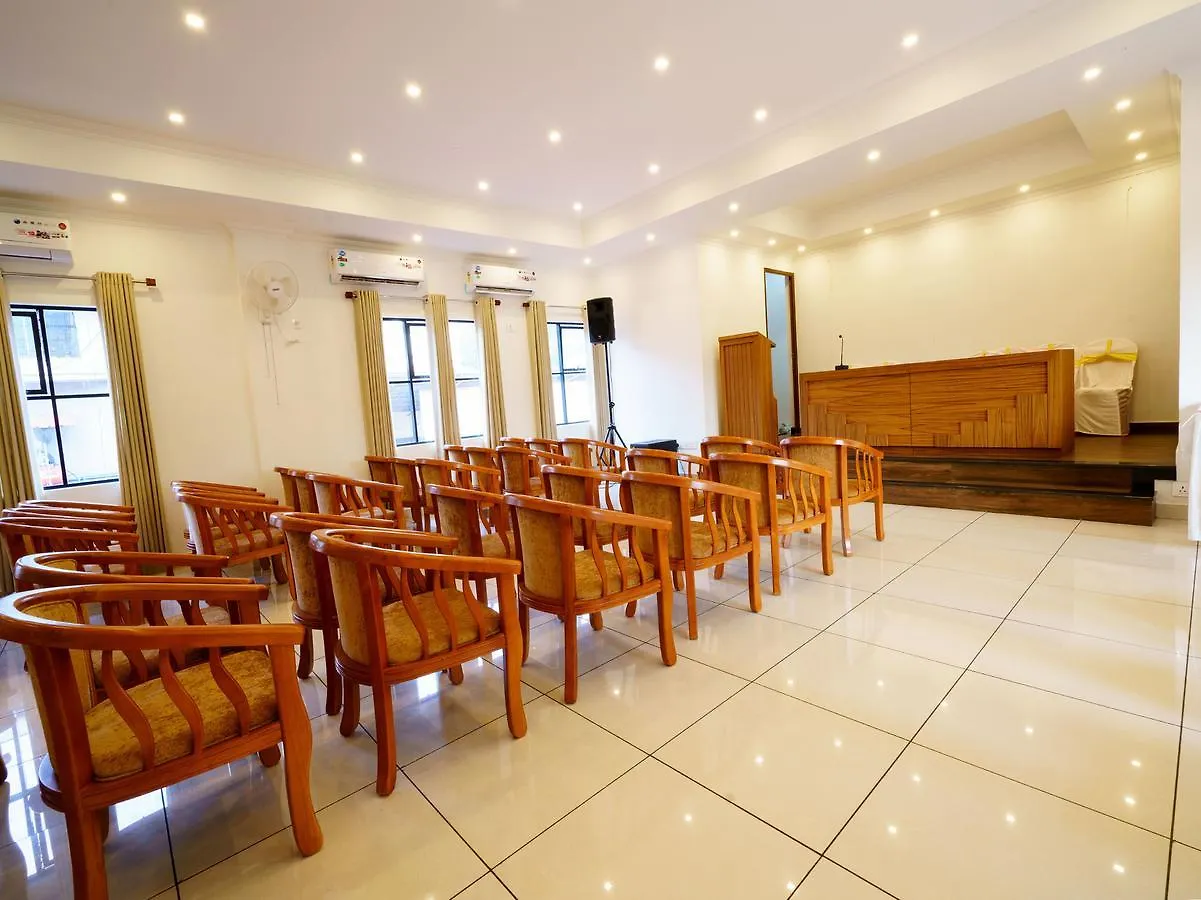 Oyo 9404 Hotel White Fort Mananthavadi 3*,  India